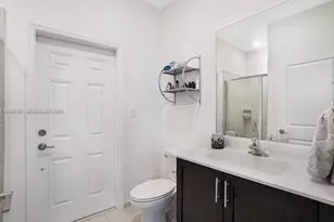 10321 SW 232nd St, Cutler Bay, FL 33190 - Photo 37