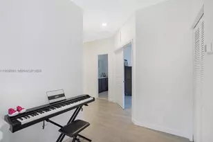 10321 SW 232nd St, Cutler Bay, FL 33190 - Photo 35