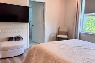 4342 Lago Dr, Pompano Beach, FL 33064 - Photo 7