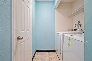 833 NW 82nd Ave, Plantation, FL 33324 - Photo 9