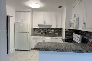 15332 SW 80th Ln, Miami, FL 33193 - Photo 3