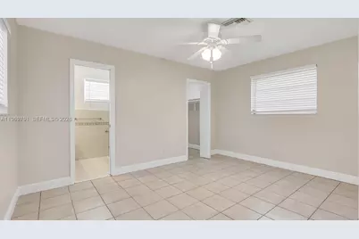 5300 Grant St, Hollywood, FL 33021 - Photo 17