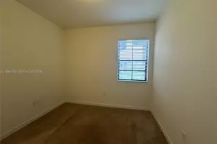 9374 W 32nd Ln, Hialeah, FL 33018 - Photo 17