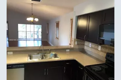 14611 Balgowan Rd #204-1, Miami Lakes, FL 33016 - Photo 7