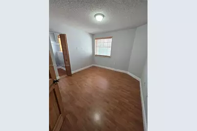 14611 Balgowan Rd #204-1, Miami Lakes, FL 33016 - Photo 13