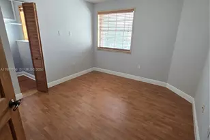 14611 Balgowan Rd, Miami Lakes, FL 33016 - Photo 13