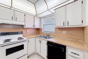 6750 Royal Palm Blvd, Margate, FL 33063 - Photo 15