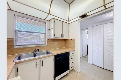 6750 Royal Palm Blvd #209E, Margate, FL 33063 - Photo 17