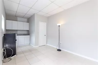 5807 SW 41st St #2, South Miami, FL 33155 - Photo 3