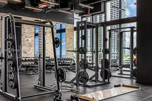 398 NE 5th St, Miami, FL 33132 - Photo 15