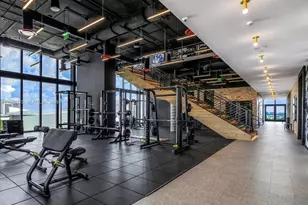 398 NE 5th St, Miami, FL 33132 - Photo 13