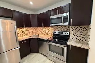 2426 SE 17th Causeway, Fort Lauderdale, FL 33316 - Photo 1