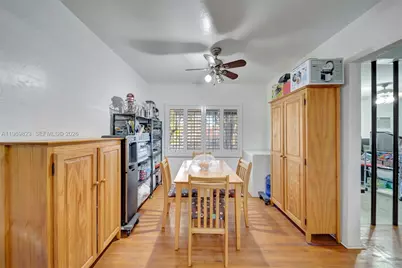 890 NE 138th St, North Miami, FL 33161 - Photo 9