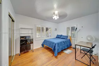 890 NE 138th St, North Miami, FL 33161 - Photo 25