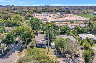 890 NE 138th St, North Miami, FL 33161 - Photo 45