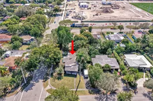 890 NE 138th St, North Miami, FL 33161 - Photo 43