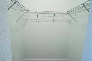 2527 SE 29th St, Homestead, FL 33035 - Photo 13