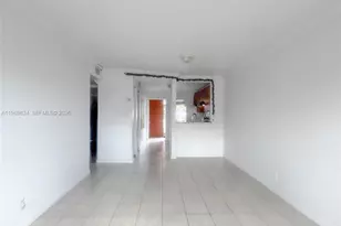 95 NE 41st St, Oakland Park, FL 33334 - Photo 5