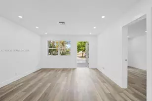 816 N Golf Dr, Hollywood, FL 33021 - Photo 3