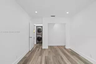 816 N Golf Dr, Hollywood, FL 33021 - Photo 13