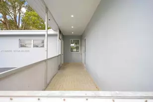 816 N Golf Dr, Hollywood, FL 33021 - Photo 23