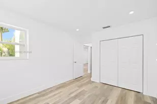 816 N Golf Dr, Hollywood, FL 33021 - Photo 19