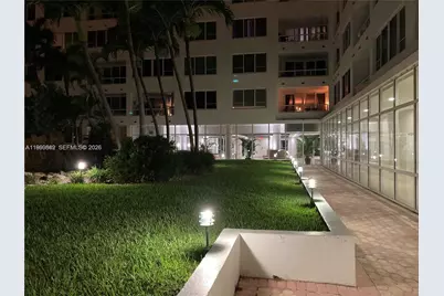 5005 Collins Ave #1404, Miami Beach, FL 33140 - Photo 15
