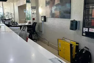 5005 Collins Ave, Miami Beach, FL 33140 - Photo 3