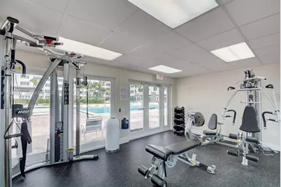 5005 Collins Ave #1404, Miami Beach, FL 33140 - Photo 11