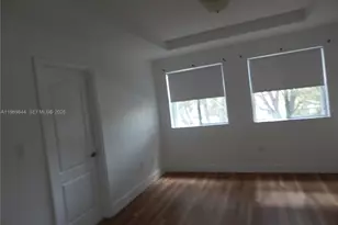 8986 W Flagler St, Miami, FL 33174 - Photo 17