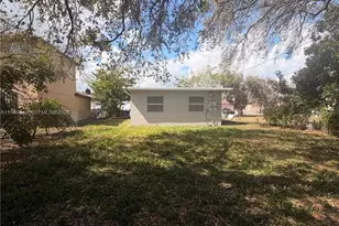 634 NW 12th Ave, Fort Lauderdale, FL 33311 - Photo 17