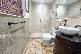 300 NW 77th Way, Pembroke Pines, FL 33024 - Photo 19