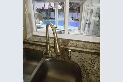 300 NW 77th Way, Pembroke Pines, FL 33024 - Photo 11