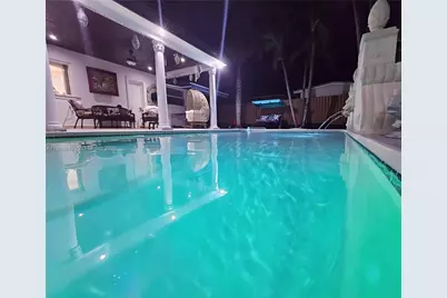 300 NW 77th Way, Pembroke Pines, FL 33024 - Photo 3