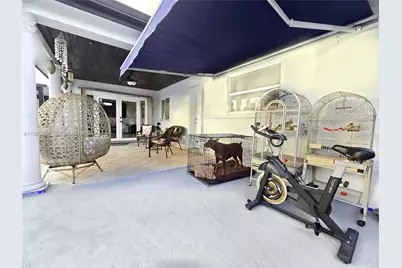 300 NW 77th Way, Pembroke Pines, FL 33024 - Photo 7