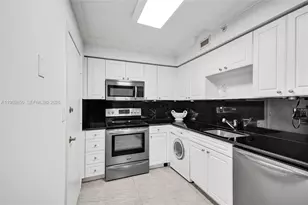 2501 S Ocean Dr, Hollywood, FL 33019 - Photo 11