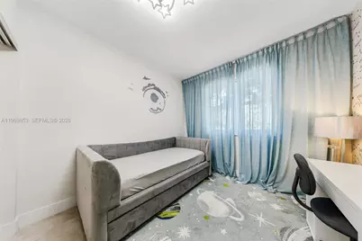 20000 E Country Club Dr #311, Aventura, FL 33180 - Photo 15