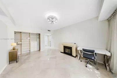 20000 E Country Club Dr #311, Aventura, FL 33180 - Photo 17