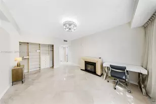 20000 E Country Club Dr, Aventura, FL 33180 - Photo 17