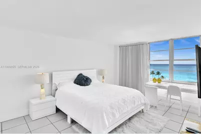 5161 Collins Ave #1017, Miami Beach, FL 33140 - Photo 9