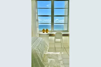 5161 Collins Ave #1017, Miami Beach, FL 33140 - Photo 11