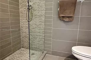 5161 Collins Ave, Miami Beach, FL 33140 - Photo 25