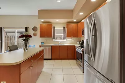 22168 SW 88th Path, Cutler Bay, FL 33190 - Photo 5