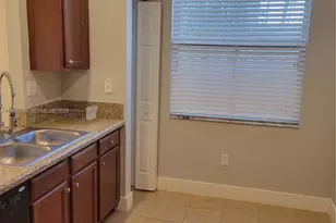 2851 W Prospect Rd, Tamarac, FL 33309 - Photo 7