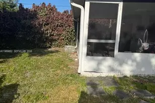 4020 SW 50th St, Dania Beach, FL 33314 - Photo 9