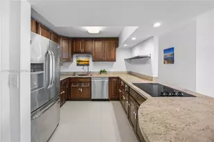 16570 NE 26th Ave, North Miami Beach, FL 33160 - Photo 9