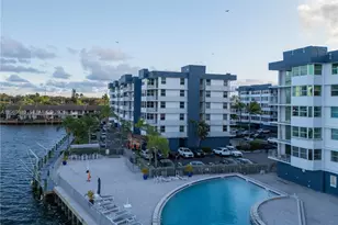 16570 NE 26th Ave, North Miami Beach, FL 33160 - Photo 31