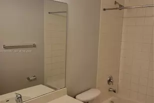 2851 W Prospect Rd, Tamarac, FL 33309 - Photo 15