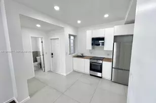 603 7th St, Miami Beach, FL 33139 - Photo 1