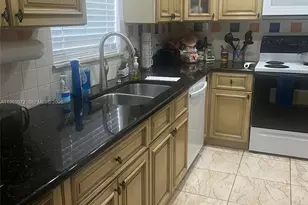 176 Cape Cod Cir, Lake Worth, FL 33467 - Photo 3